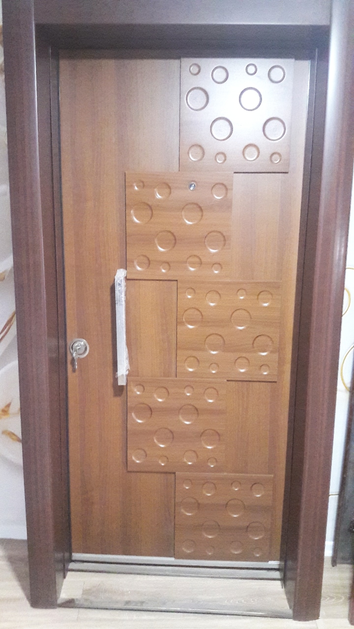 Tırnaklı Membran Kabartma Çelik Kapı