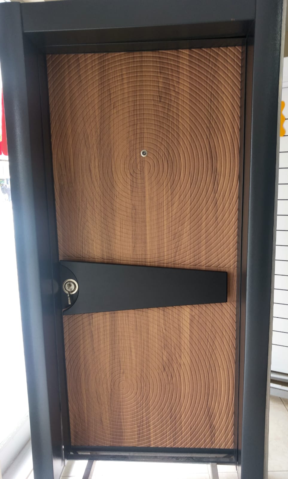 Mebran Kabartma Tırnaklı 